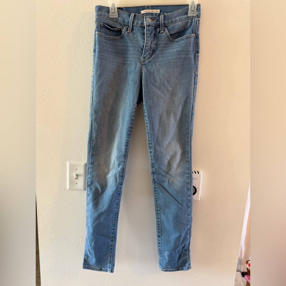 Levi’s 311 Women's Shaping Skinny Jeans sz 27/5